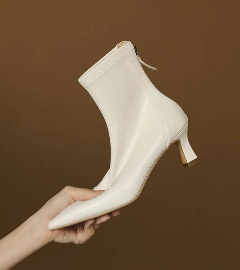 MAISON LUMIÈRE | Bottines en cuir à talon élégant