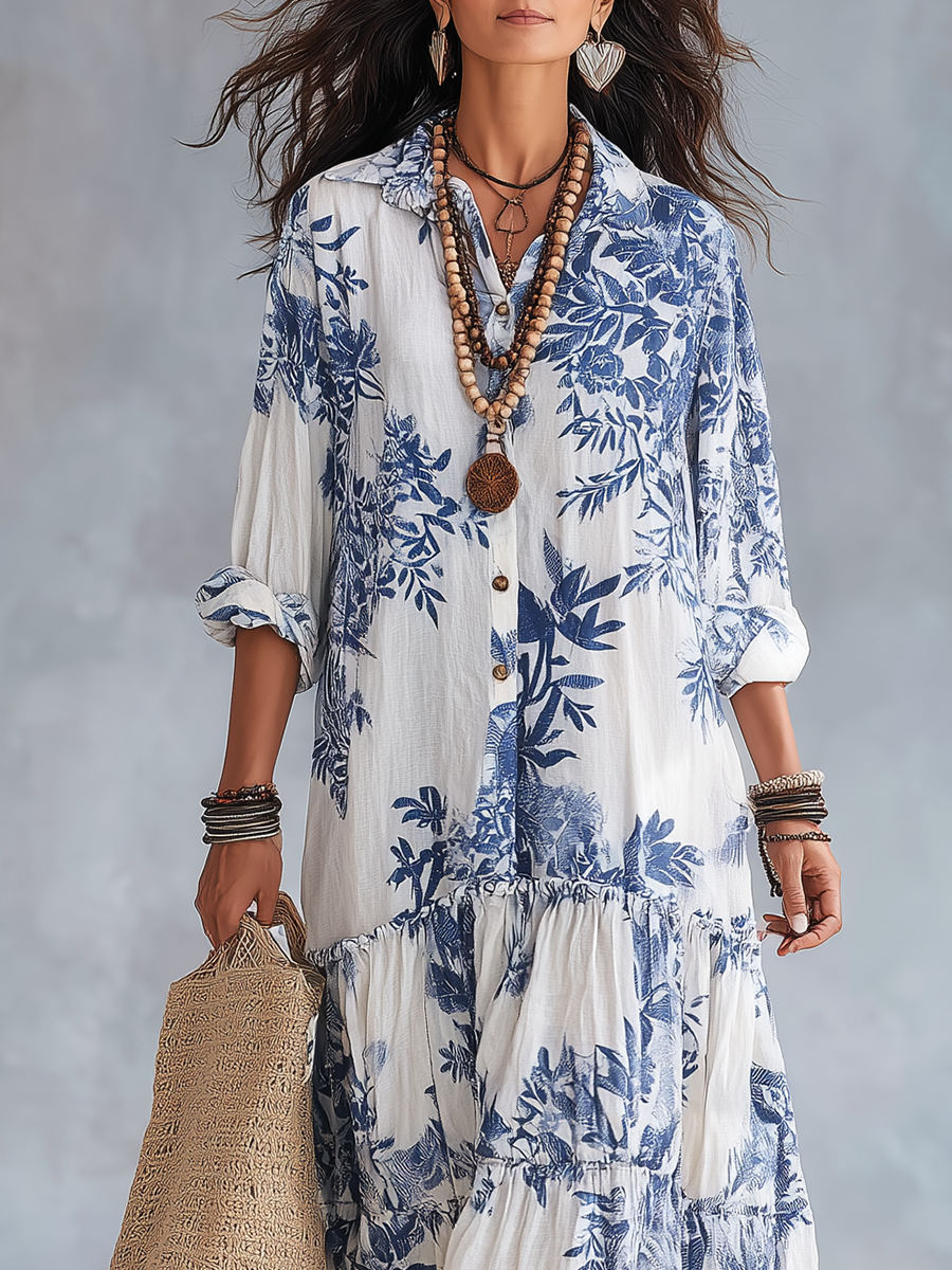Dahlia™ | Robe maxi bohème à fleurs bleues à boutons sur le devant, à étages