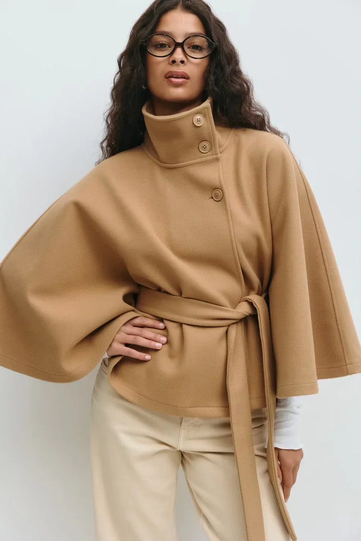 MAISON LUMIÈRE | CAPE JACKET AVEC CEINTURE