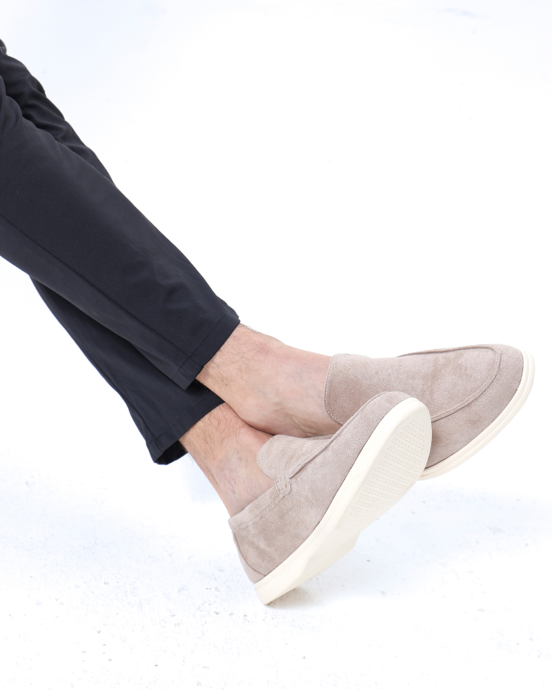MAISON LUMIÈRE | MOCASSINS EN CUIR SUEDE