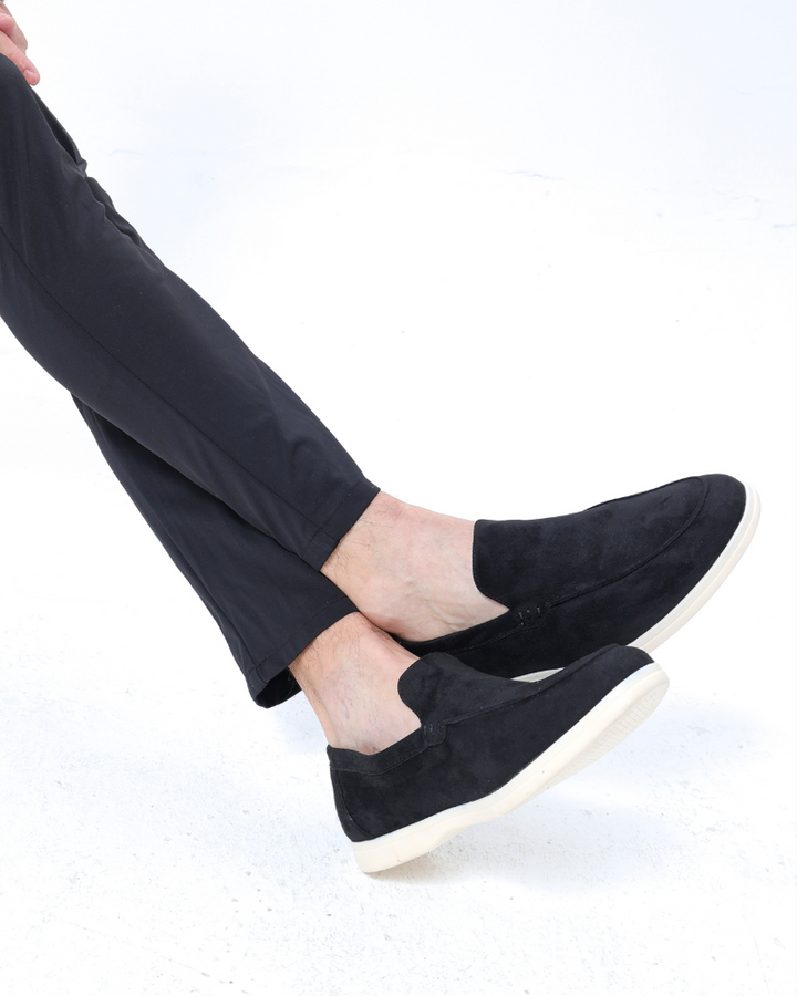 MAISON LUMIÈRE | MOCASSINS EN CUIR SUEDE