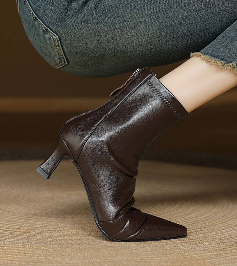 MAISON LUMIÈRE | Bottines en cuir à talon élégant