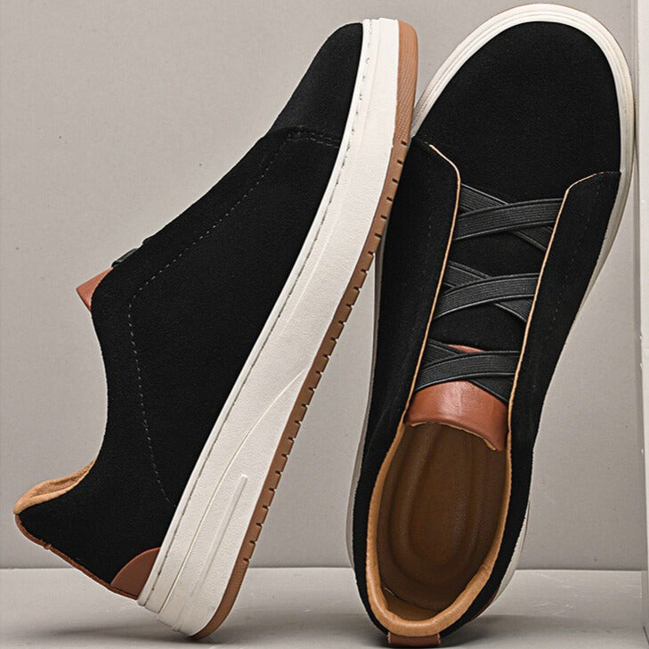 MAISON LUMIÈRE | CHAUSSURES SLIP-ON EN DAIM POUR HOMME