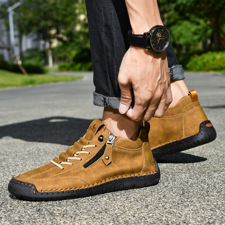 MAISON LUMIÈRE | CHAUSSURES EN NABUK AVEC ZIP POUR HOMME