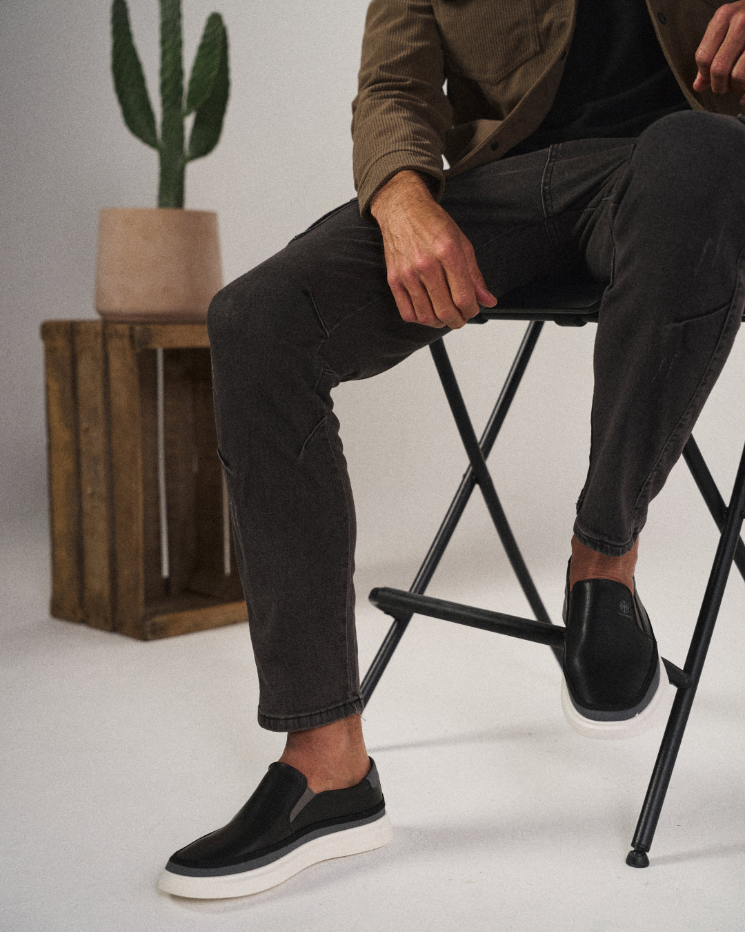 MAISON LUMIÈRE | CHAUSSURES À ENFILER MODERNES POUR HOMMES
