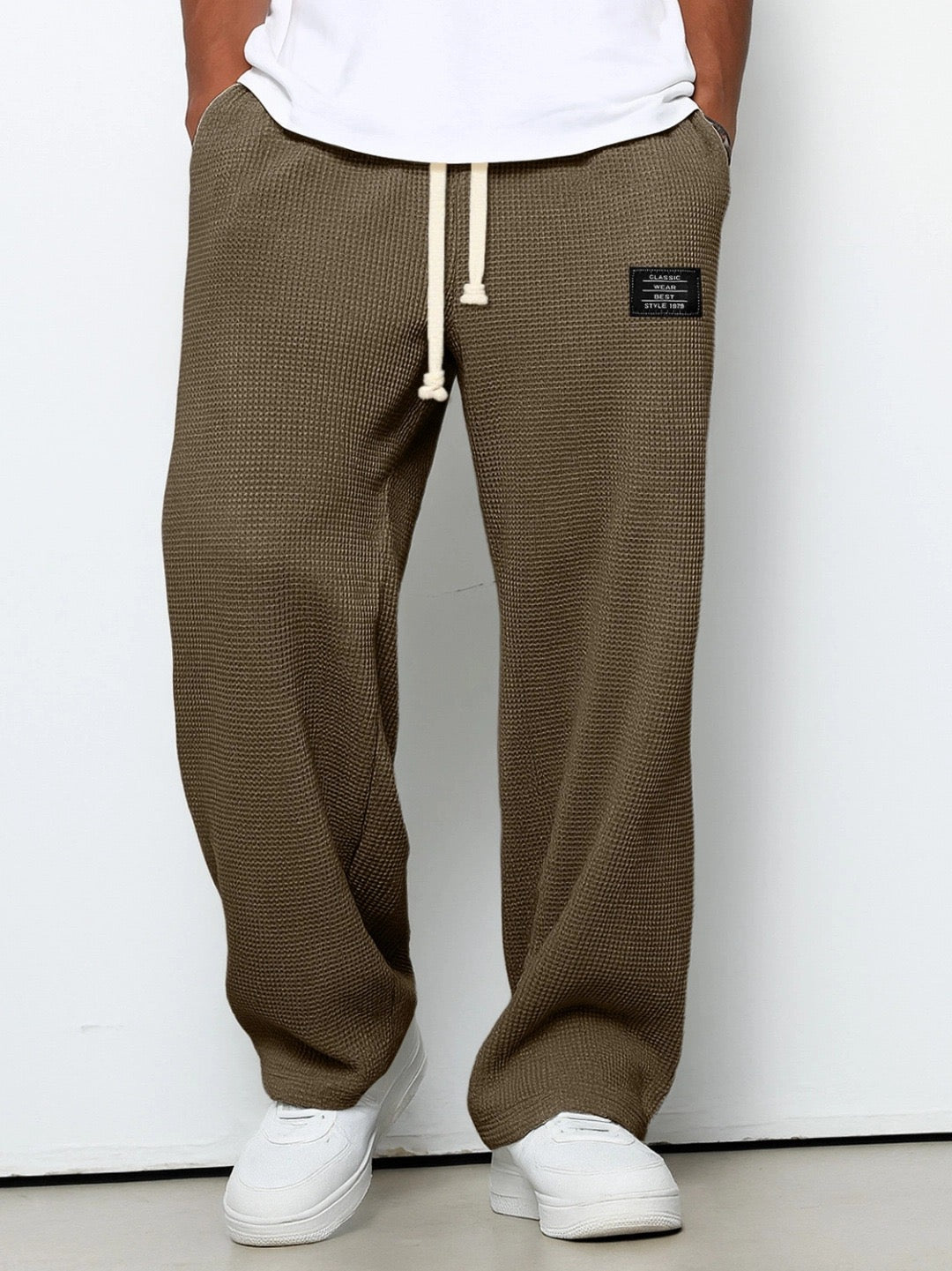 MAISON LUMIÈRE | PANTALONS POUR HOMMES À COUPE CONFORTABLE