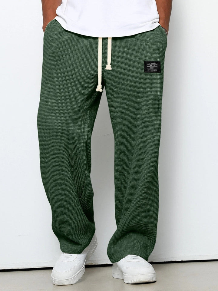 MAISON LUMIÈRE | PANTALONS POUR HOMMES À COUPE CONFORTABLE