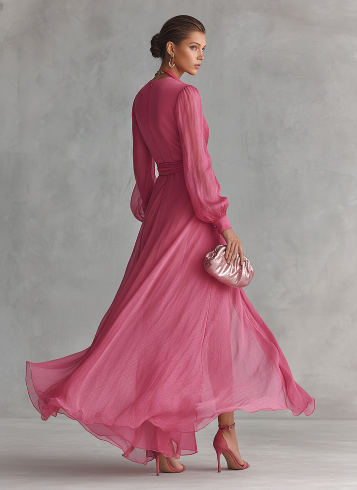 Noemi - Robe longue en chiffon avec des perles et décolleté en V