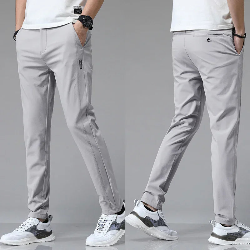 MAISON LUMIÈRE | PANTALON SLIMFIT ULTRA LÉGER POUR L'ÉTÉ ET LE SPORT