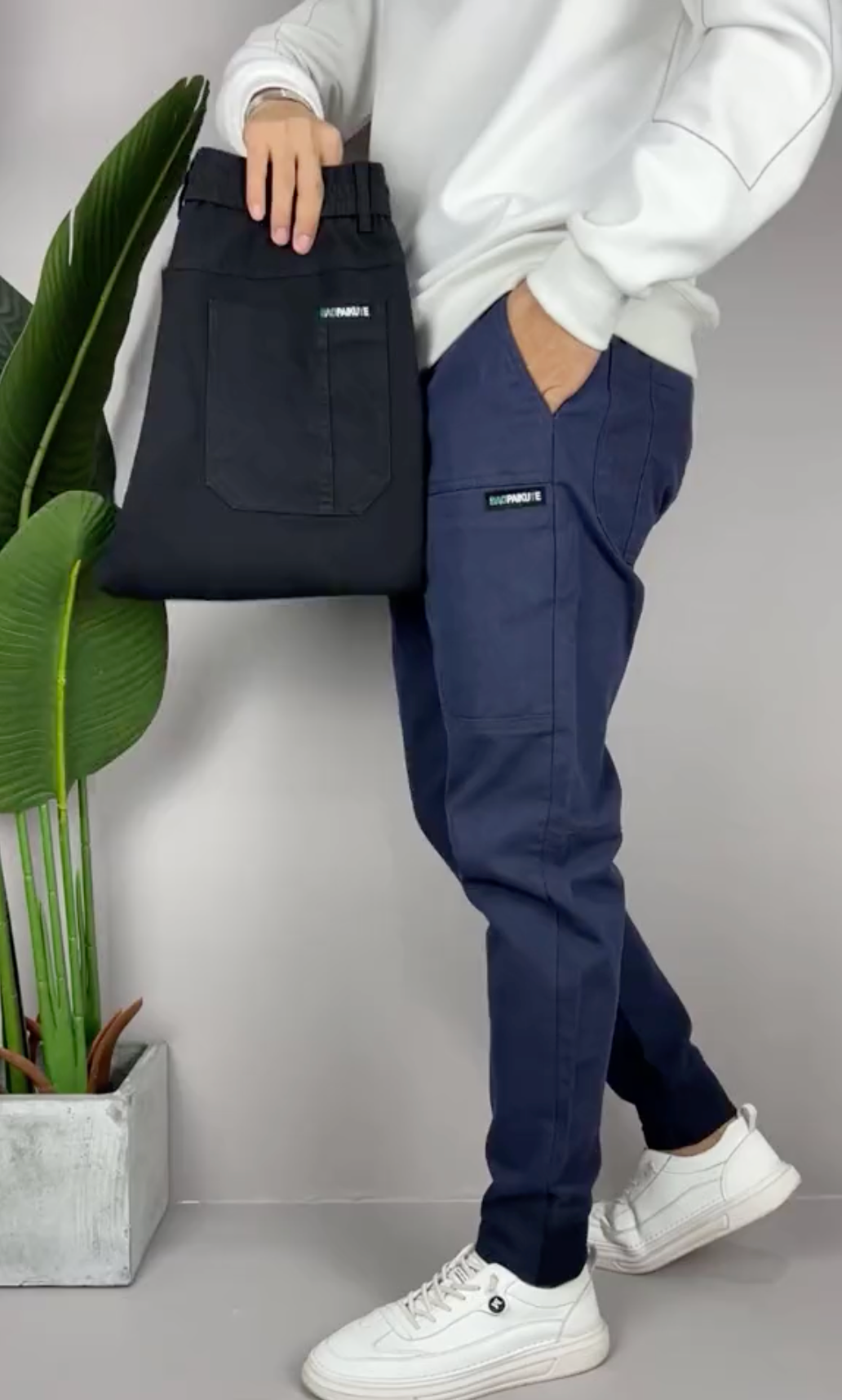 MAISON LUMIÈRE | Pantalon cargo extensible (1+1 GRATUIT!)