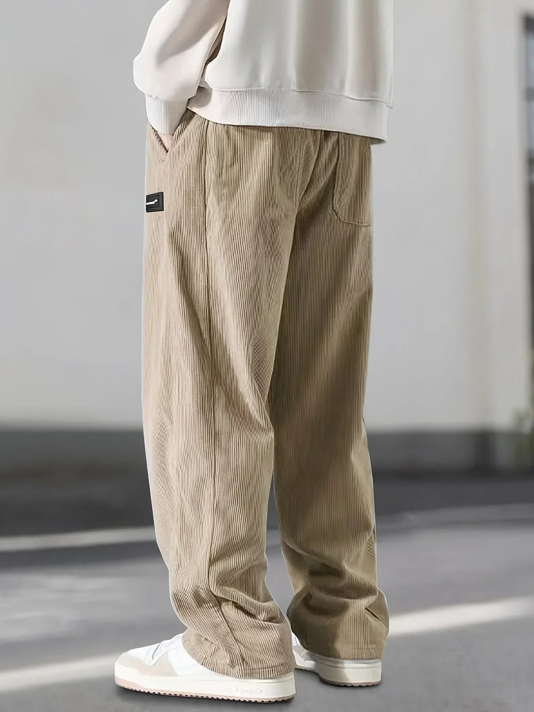 MAISON LUMIÈRE | PANTALON EN VELOURS CÔTELÉ