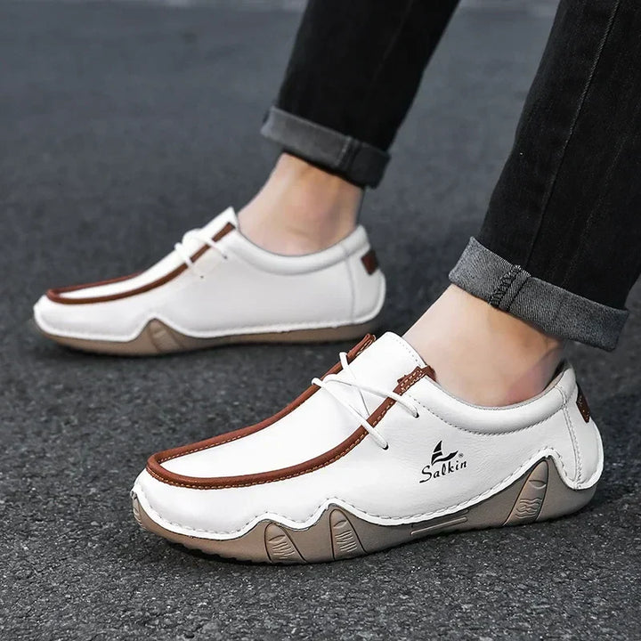 MAISON LUMIÈRE | CHAUSSURES ORTHOPÉDIQUES EN CUIR À AJUSTEMENT PRÉCIS