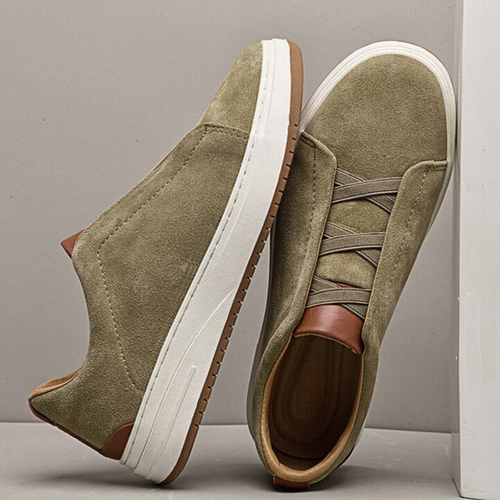 MAISON LUMIÈRE | CHAUSSURES SANS LACETS EN DAIM POUR HOMME