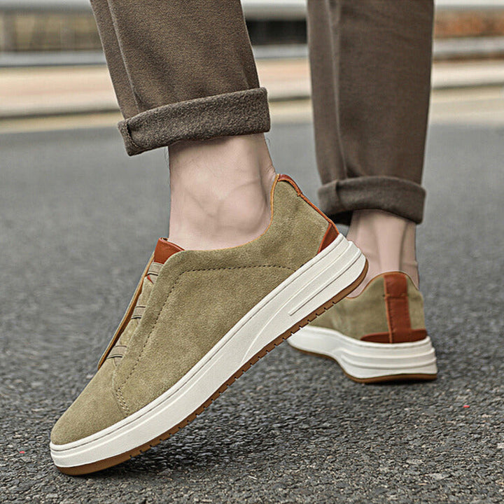 MAISON LUMIÈRE | CHAUSSURES SANS LACETS EN DAIM POUR HOMME