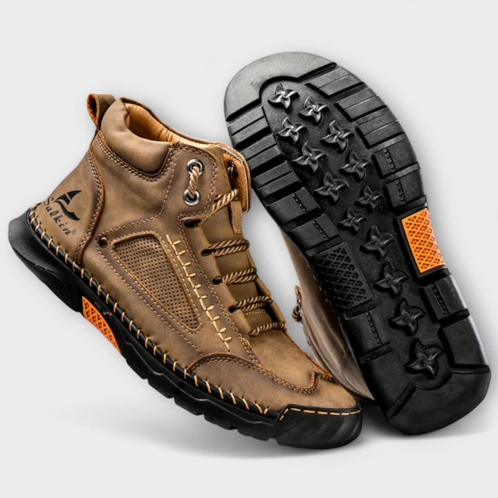 MAISON LUMIÈRE | BOTTES EN CUIR ÉLÉGANTES