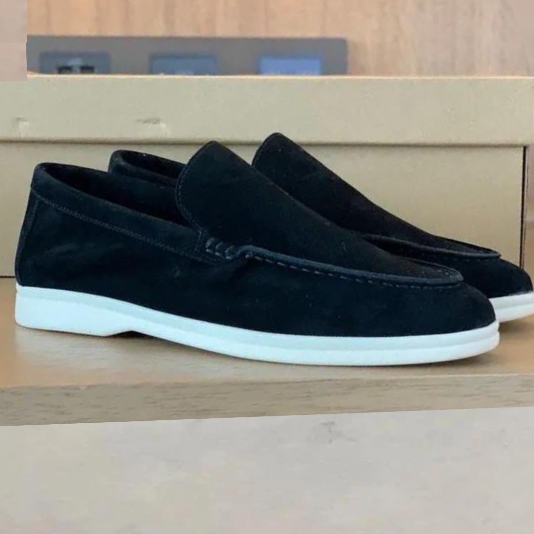 MAISON LUMIÈRE | Mocassins en suède élégant