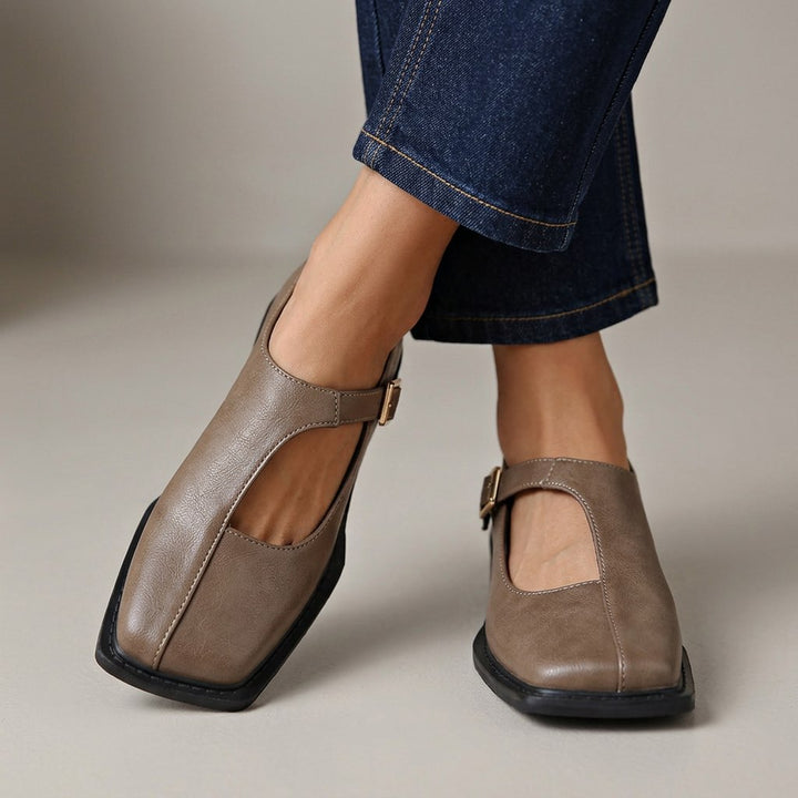 MAISON LUMIÈRE | Mary Janes à Bride Chloé